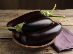איך בוחרים חציל מושלם