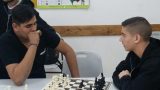תלמידי התיכון הקולינרי רימונים בטבריה לומדים לשחק שחמט