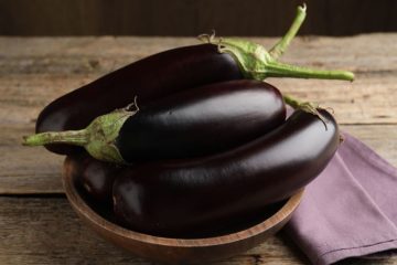 איך בוחרים חציל מושלם? כל הסימנים לחציל טרי, טעים וללא גרעינים
